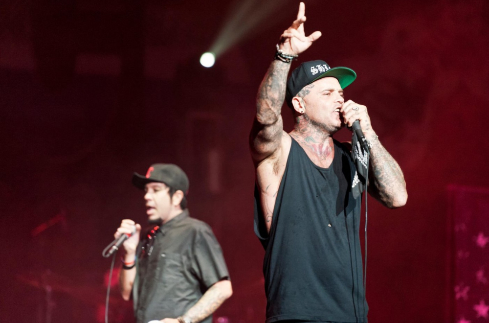 Poznati pevač preminuo u 50. godini