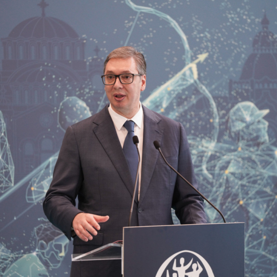 Vučić na Košutnjaku: Do 2027. otvorićemo još mnogo sportskih objekata FOTO