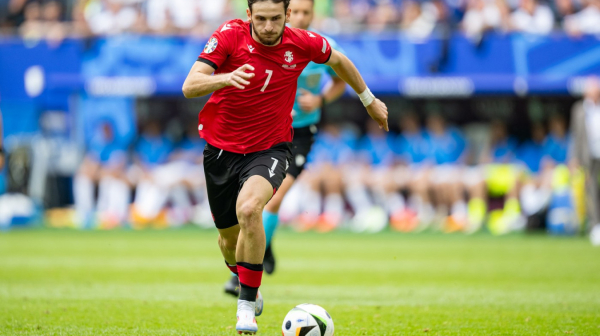 Kvarachelija hoće pobedu i Ronaldov dres