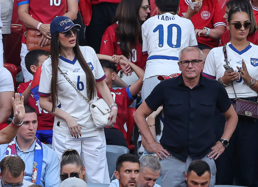 Ceca i Anastasija na meču Srbije u Minhenu FOTO