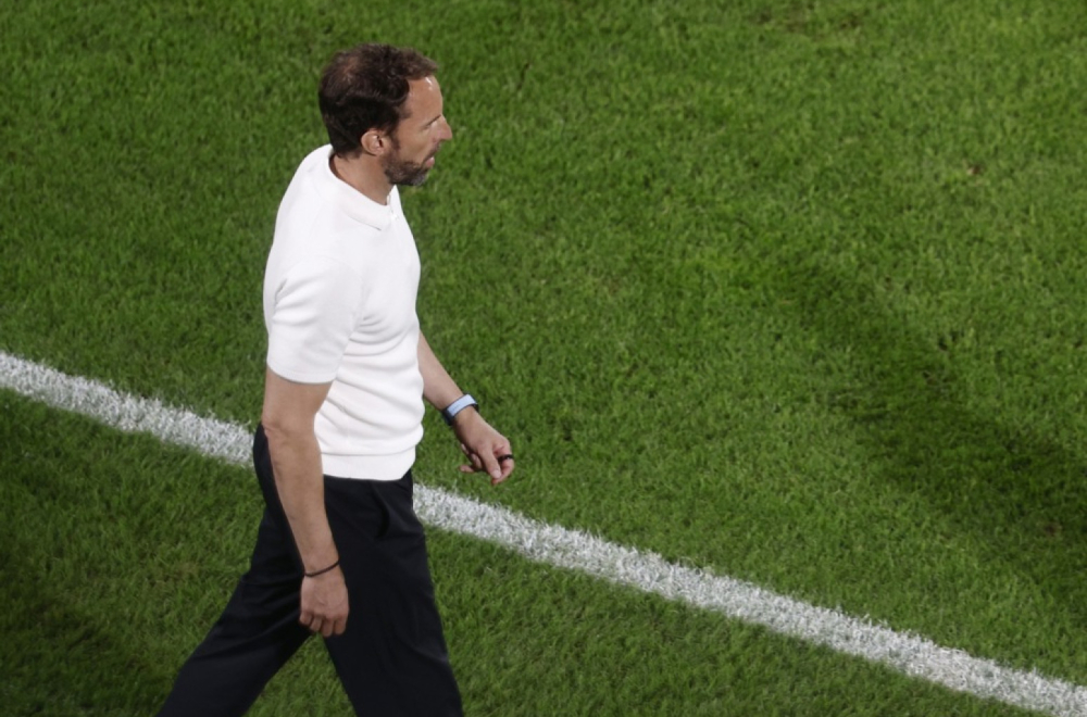 Ljuti Englezi gađali Sautgejta VIDEO