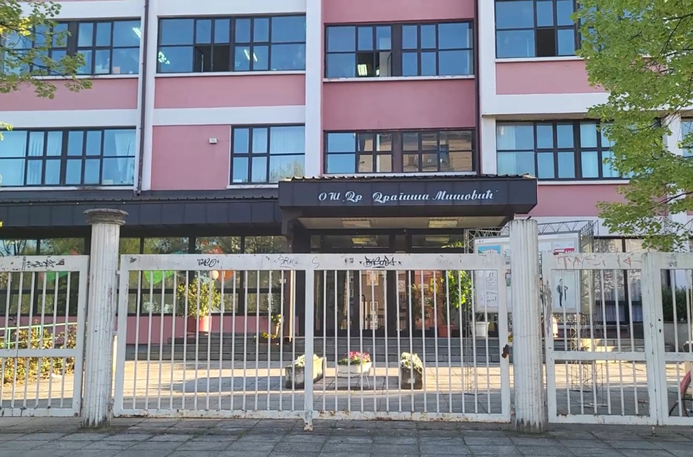 Incident u školi: Otac učenice ušao u sukob sa nastavnikom; Tražio je da...