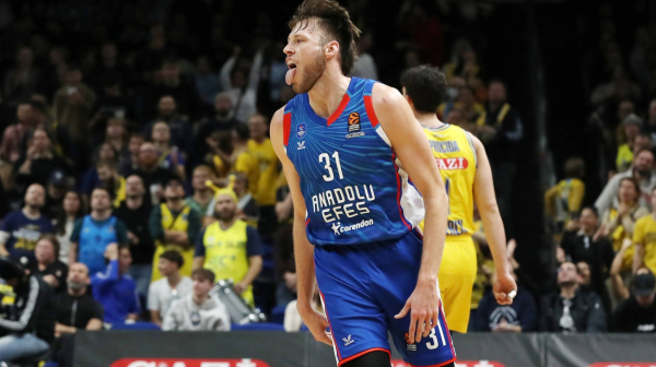 Zvezda dovela paklenog "skorera" – ko je Majk Daum?