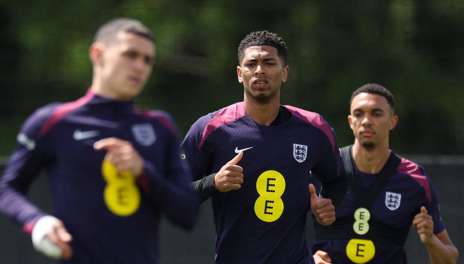 Prvi favorit, a pobedili samo BiH i Srbiju