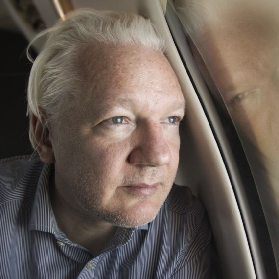 Doveo ih je u opasnost?