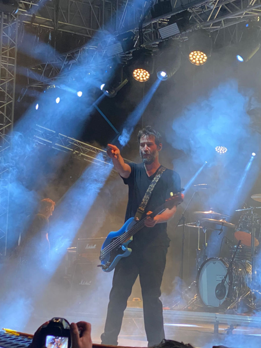 Kijanu Rivs tražio da proba šumadijsku kuhinju: Domaćini ga dočekali sa pečenjem, a on vegan