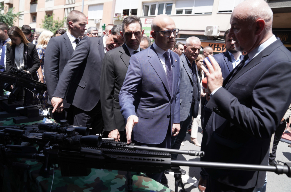 Premijer Srbije: Snažno podržavam vraćanje obaveznog vojnog roka