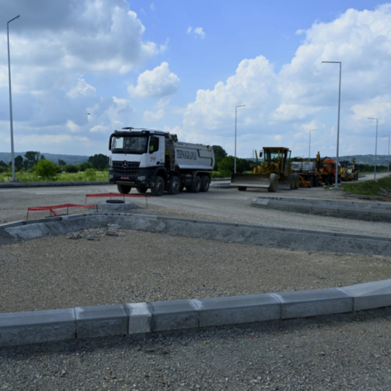 Vesić: Priključenje na mrežu auto-puteva i nova pruga – dodatni impuls za razvoj Kruševca