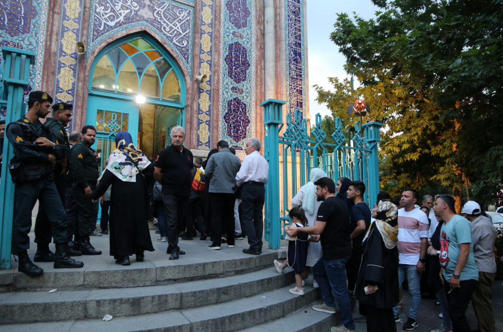 Produženo glasanje na predsedničkim izborima; Razlog – vrućina