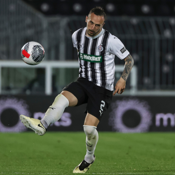 Aranđel Stojković napustio Partizan