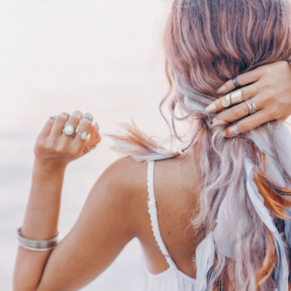 Četiri brze letnje frizure: Izgledaju savršeno i jednostavne su FOTO