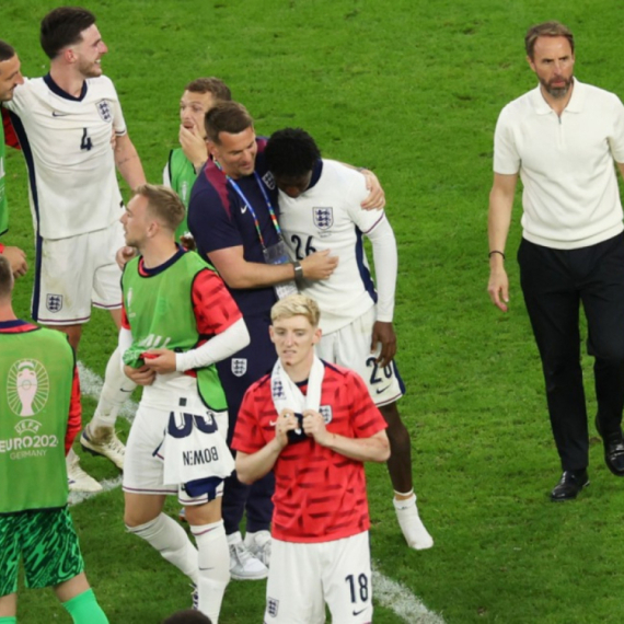 Žestoka svađa posle drame na EURO: "Pi*ko ćelava" VIDEO