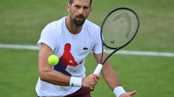 Đoković na mestu uspeha za izjednačenje sa Federerom