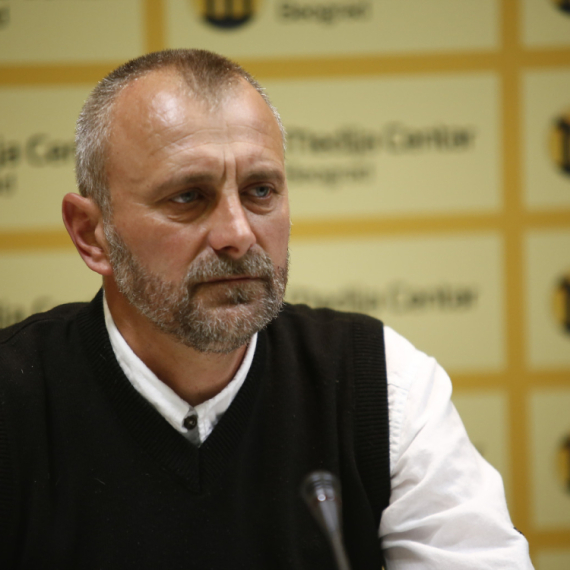 Koliko košta majka? Ovaj snimak je dokaz strašnog licemerja i alavosti lažnih ekologa VIDEO