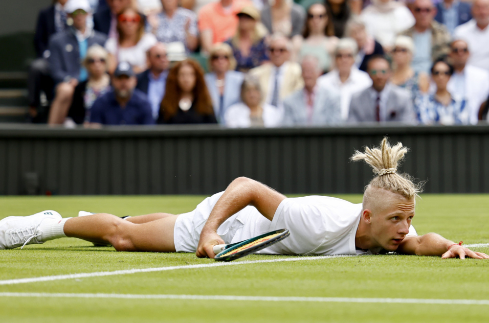 Napravio šou na Vimbldonu, Alkaras mu se divio – sad izveo najbizarniji potez sezone VIDEO