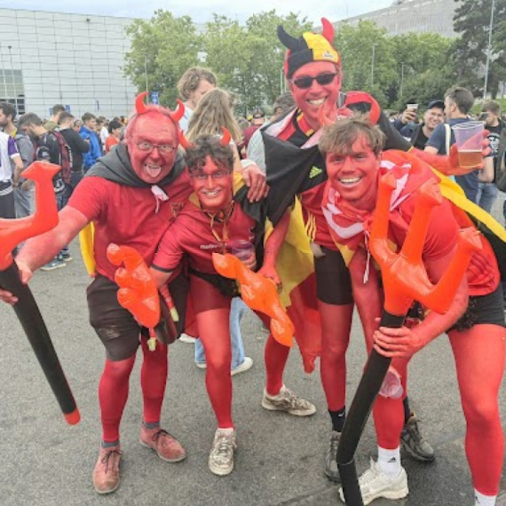 Albanski novinar koji je provocirao Srbe pojavio se u Diseldorfu VIDEO