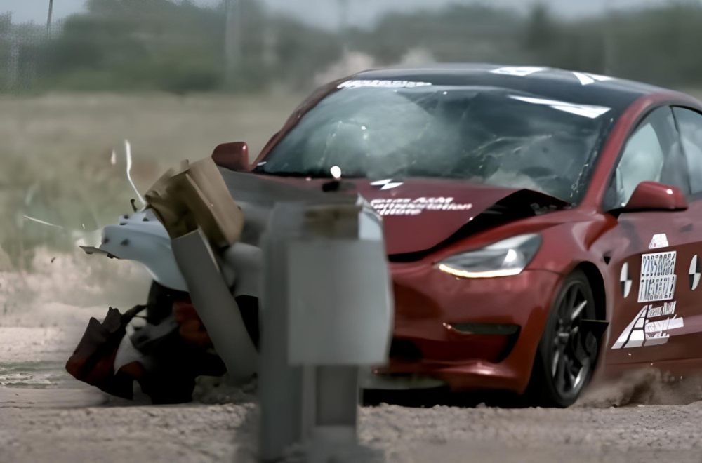 Automobili su sve teži, standardne zaštitne ograde više nisu dovoljne VIDEO