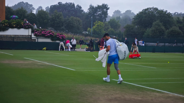 Kiša poremetila i Đokovića FOTO