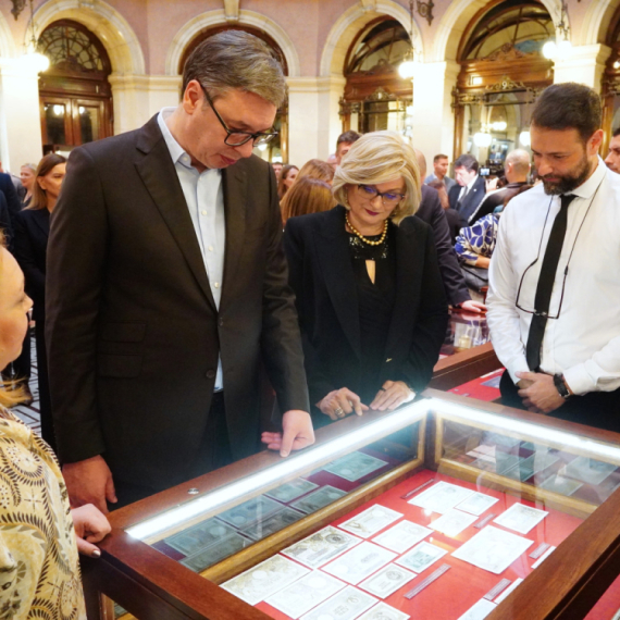 Vučić na obeležavanju 140 godina rada Narodne banke Srbije: "Imamo punu stabilnost nacionalne valute" FOTO