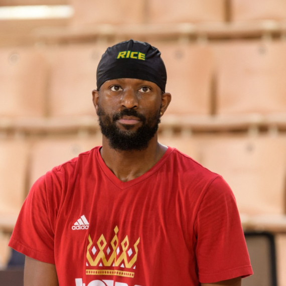 Kemba Voker objavio kraj karijere: "Hvala, košarko"