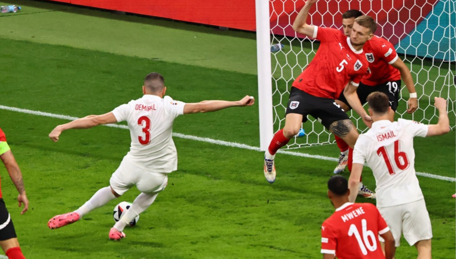 UEFA nije kaznila Turčina?; "Imamo vremena da se branimo"