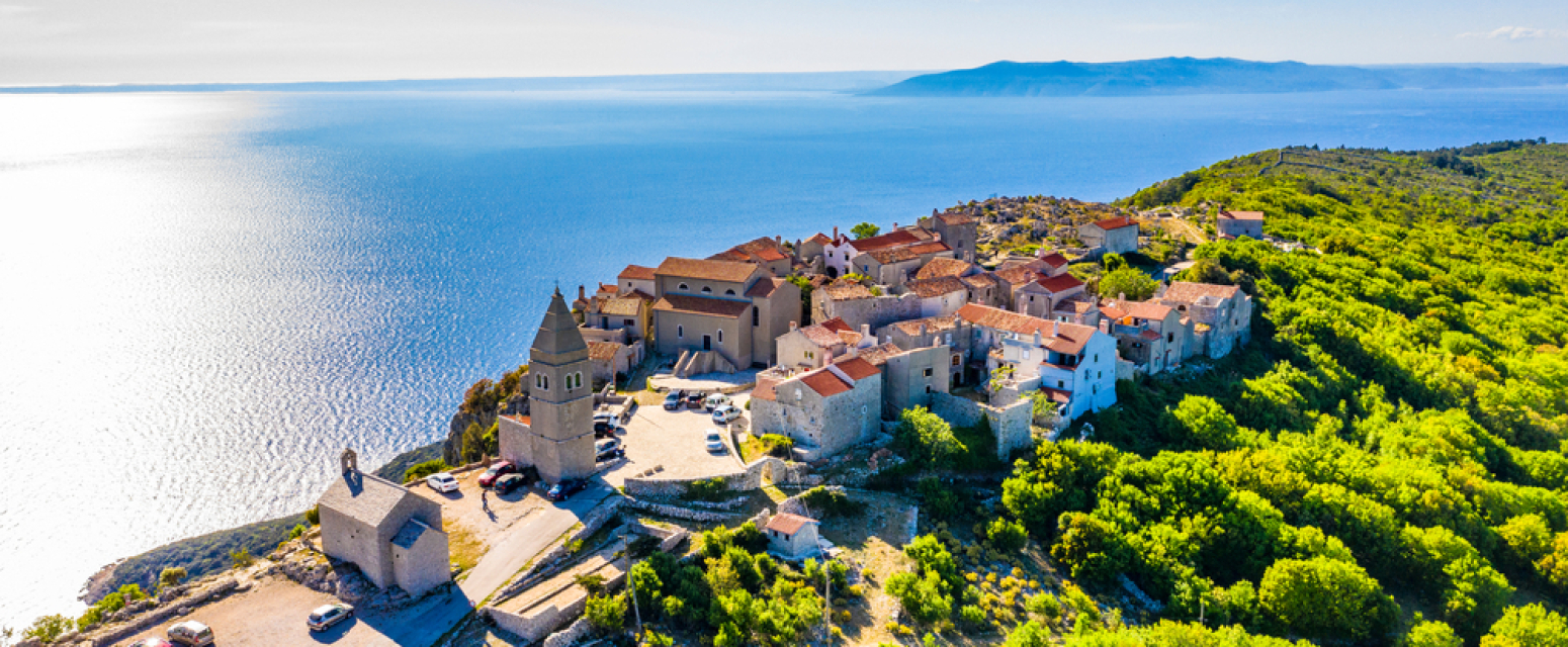 Drevno naselje u Hrvatskoj na samoj litici: Idilično mesto ima svega dva stanovnika