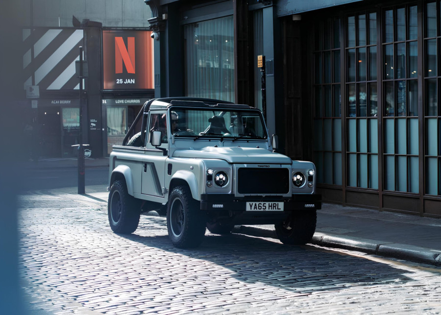 Pre devet godina kupio poslednjih 200 Land Rovera iz proizvodnje, sada vrede milione