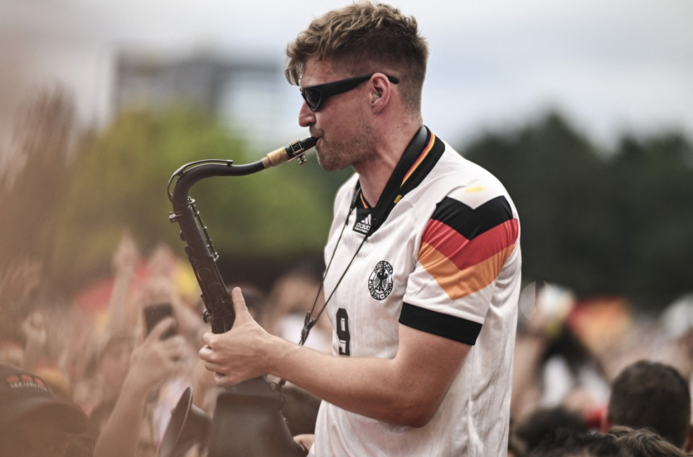 On je totalni hit na EURO: "Dovedite ga na finale" VIDEO