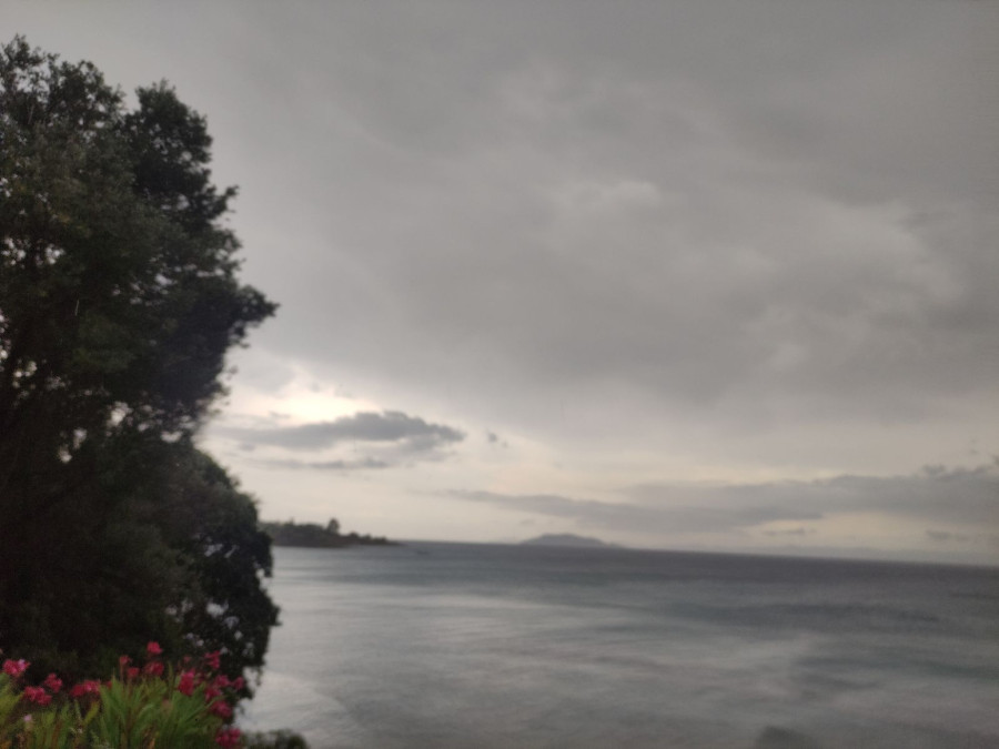 Srbe ni nevreme ne može da spreči da uživaju na letovanju: Evo kakva je situacija trenutno u Grčkoj FOTO/VIDEO