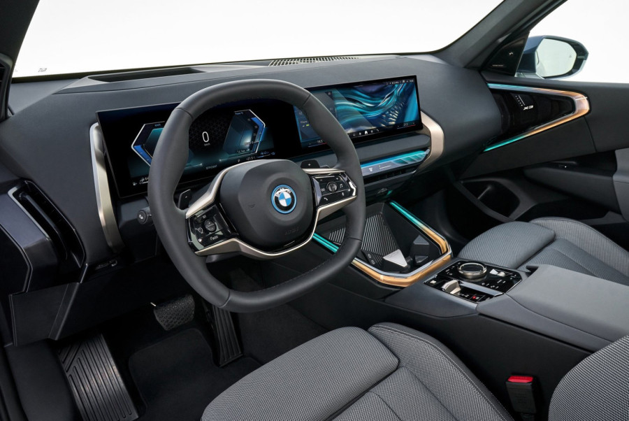 Debitovao novi BMW X3: Popularni SUV gazi četvrtu generaciju FOTO