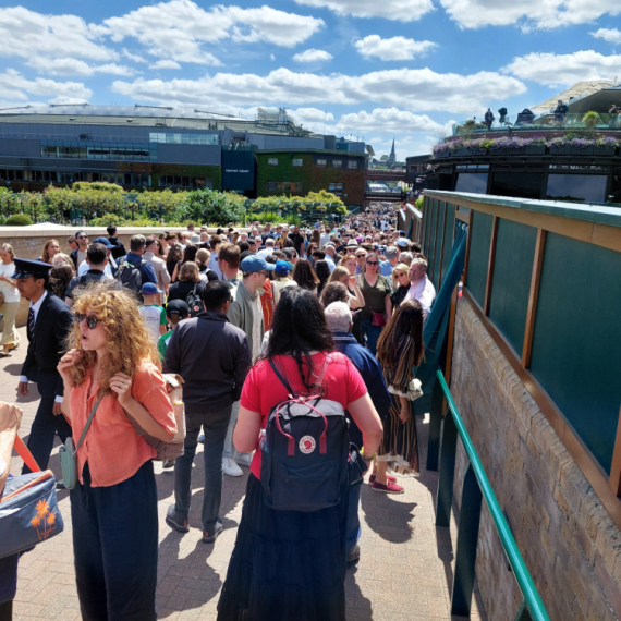 Izbori? Ne, Vimbldon