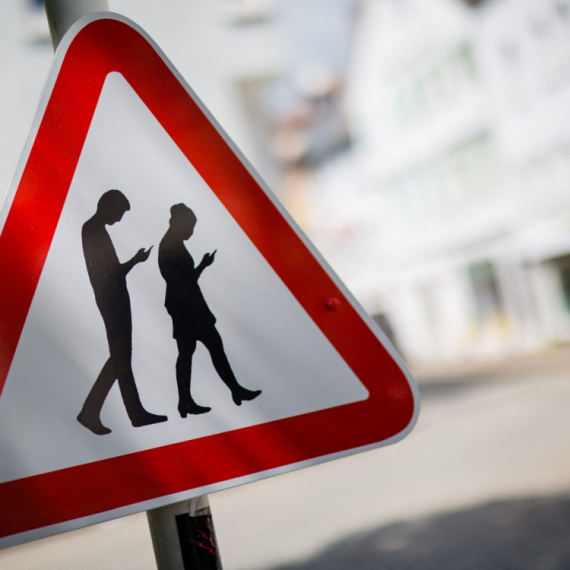 Da li znate šta znači ovaj saobraćajni znak?