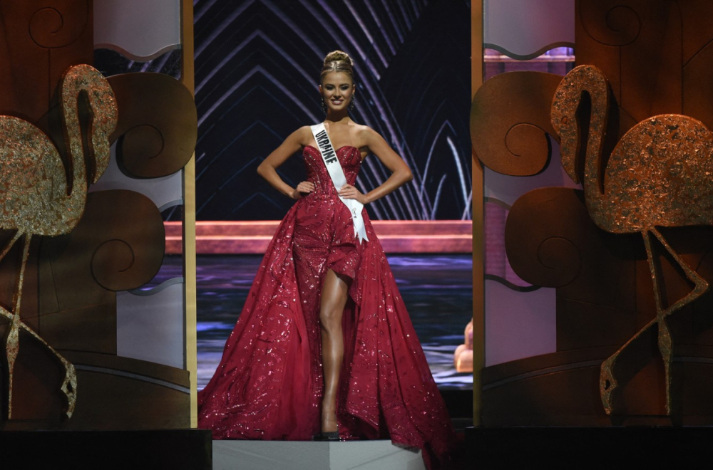 Ko je misteriozna žena pored Novaka na Vimbldonu? FOTO