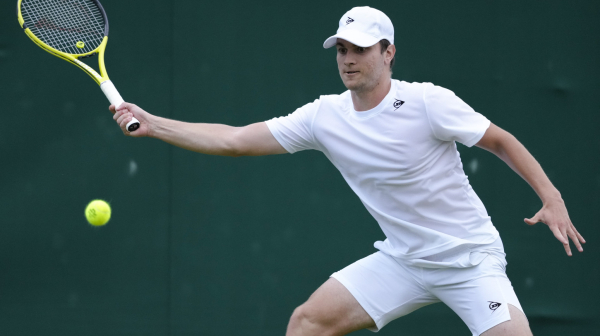 Kecmanović izaziva najboljeg na Centralnom terenu Vimbldona