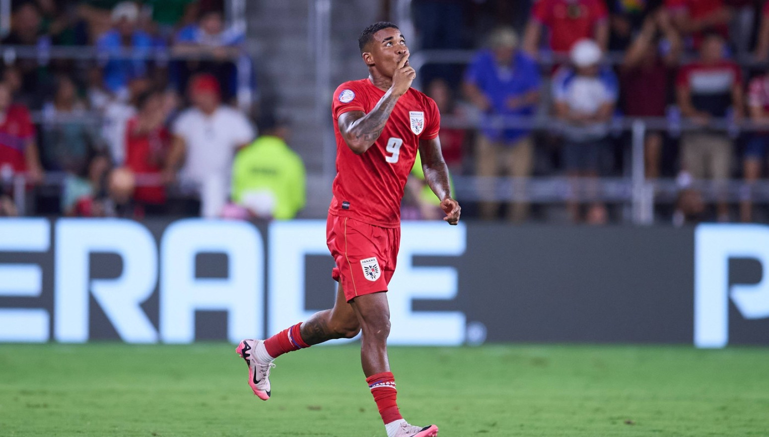 Zvezda prati Kopa Ameriku – stiže napadač?