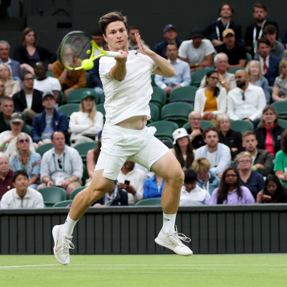 Kecmanović ispao i osetio moć najboljeg na svetu!