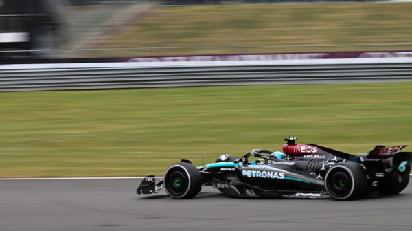 Britanci startuju prvi na Silverstonu, Ferstapen tek četvrti