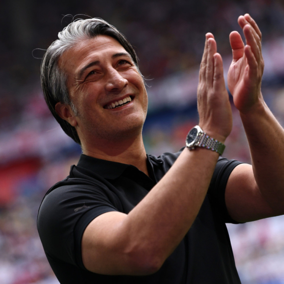 Jakin produžio ugovor sa Švajcarskom