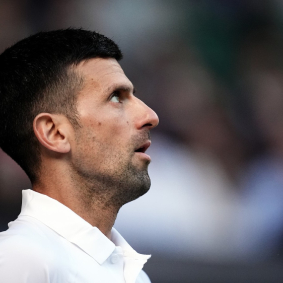 Iznenadni prekid na Vimbldonu – Đokoviću je bilo jasno zašto VIDEO