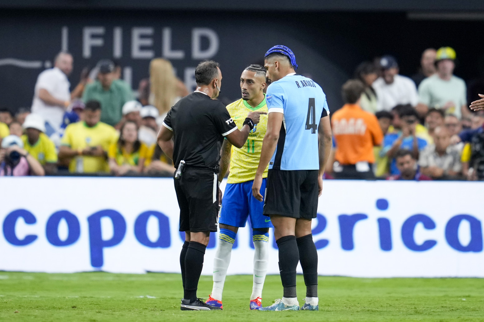 Saigrači iz Barse se skoro pobili zbog igrača Reala VIDEO