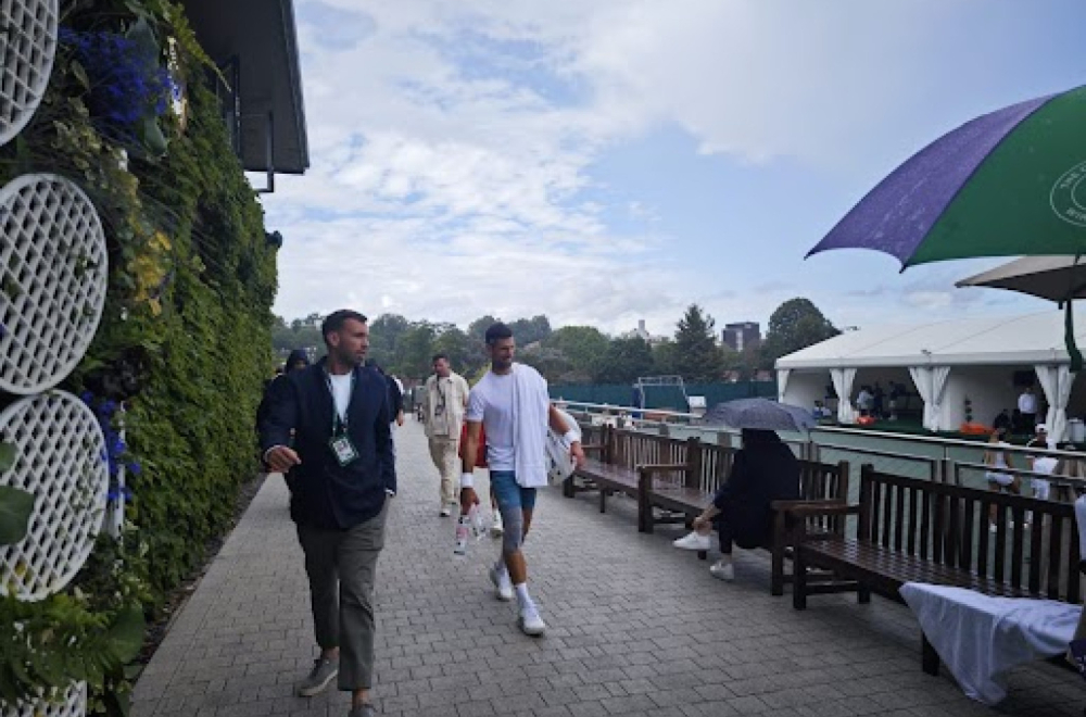 Kad ne igra, Đoković volontira VIDEO