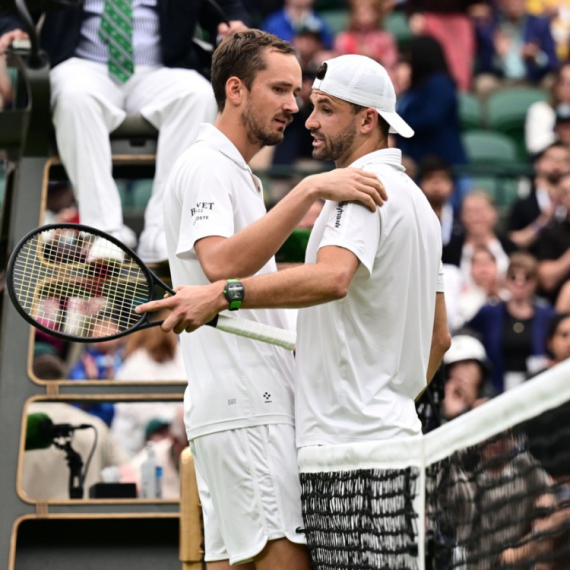 Dimitrov poveo u prvom setu pa predao Medvedevu meč