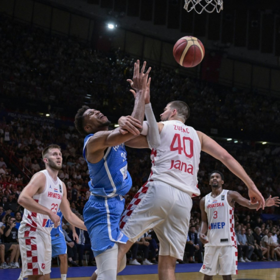 Zubac: "Jednostavno, Janis je predobar da bih ga branio"