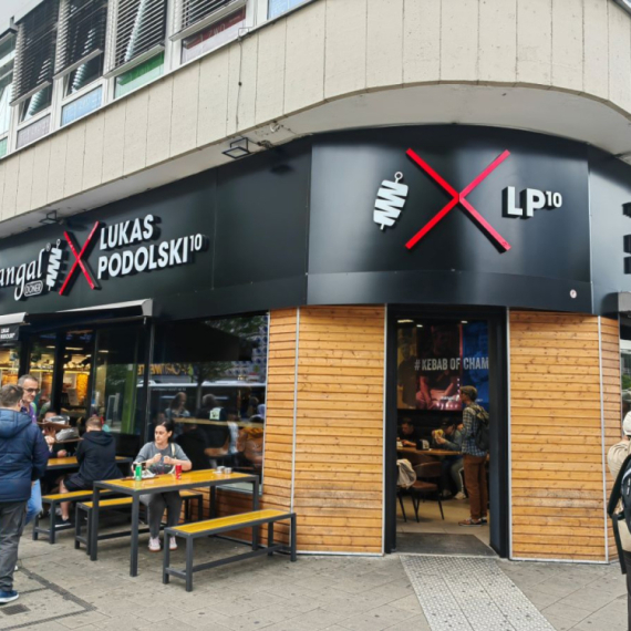 Nefudbalska bajka od 200 miliona €