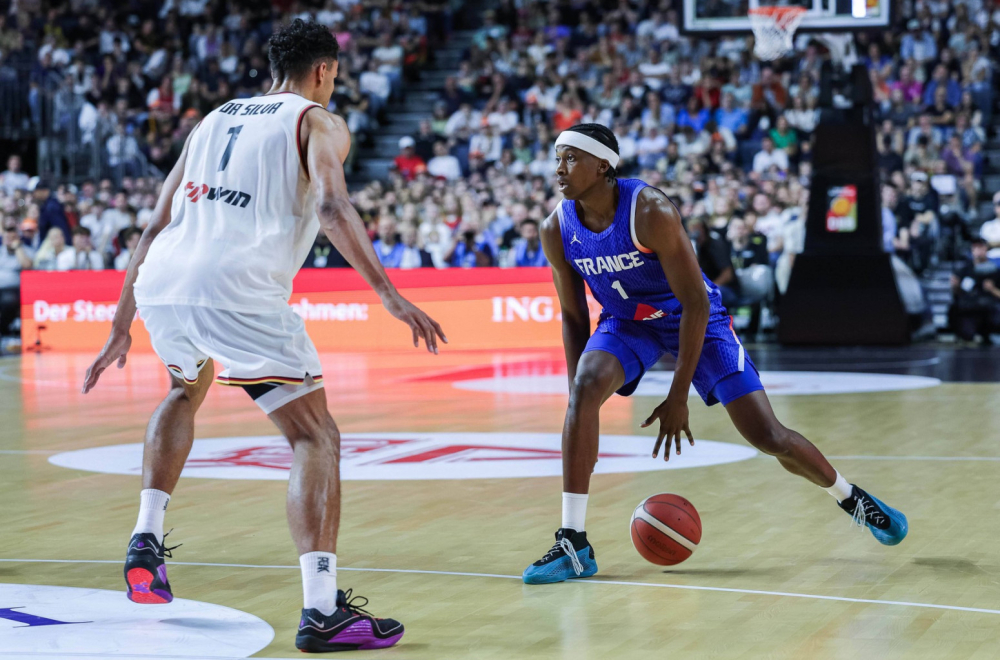 Francuska sa Nilikinom i Lesorom napada zlato u Parizu