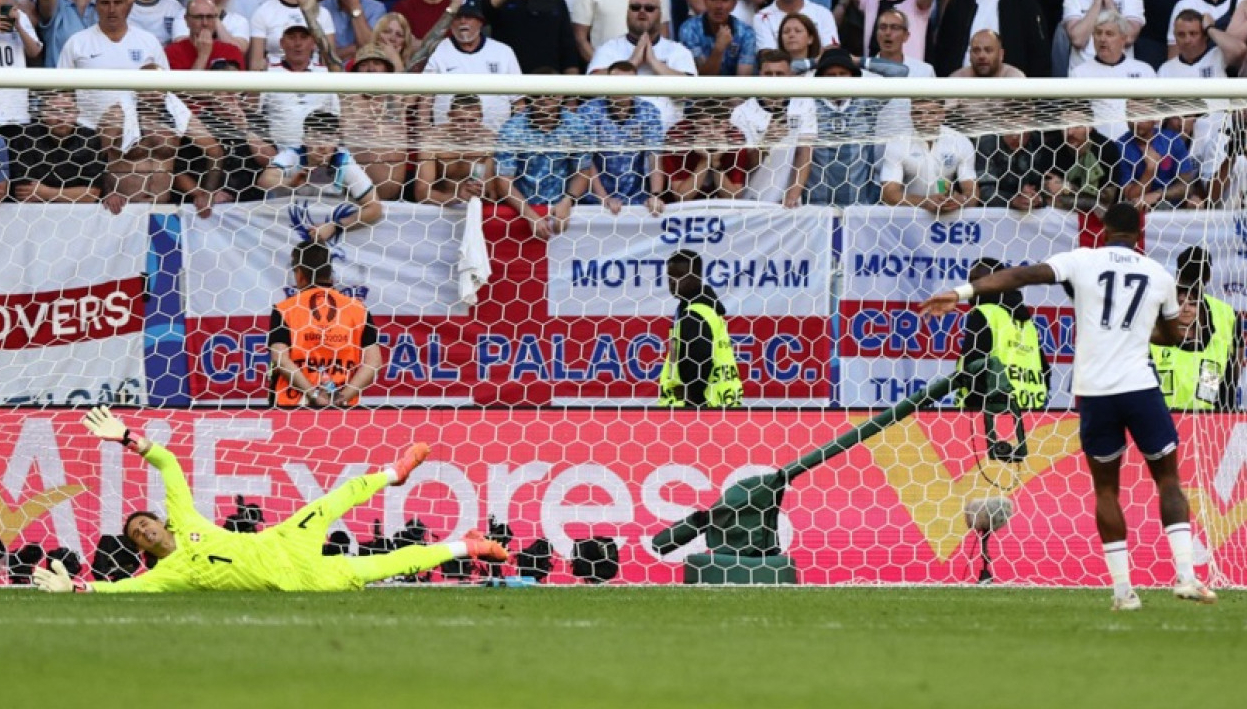 Najluđi penal na EURO: "Pravi budalu od tebe"