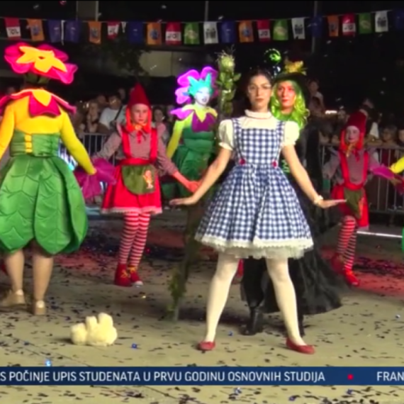 Princeze, vile, đavoli i mnogi drugi u centru Leskovca VIDEO