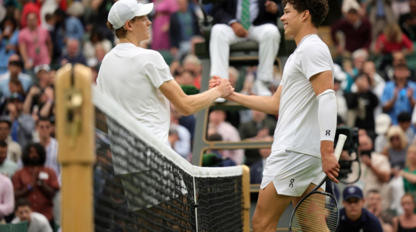 Šelton: "Ne razumem kako Siner to radi"