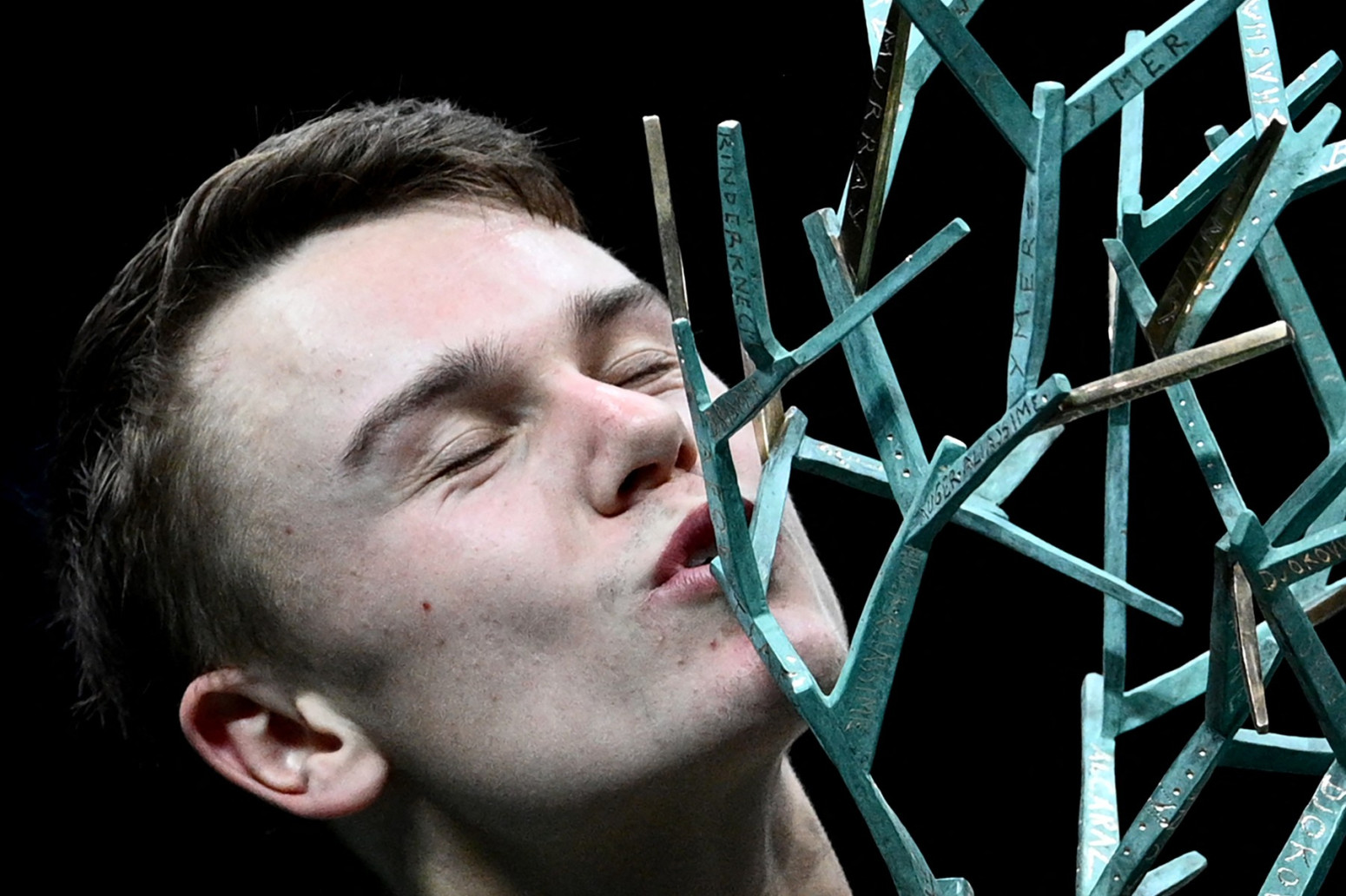 Vrela vikinška glava