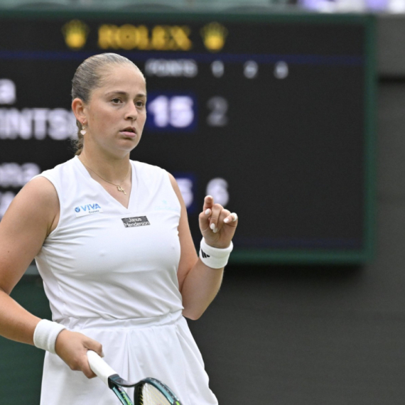 Ostapenko preko Putinceve do četvrtfinala VIDEO